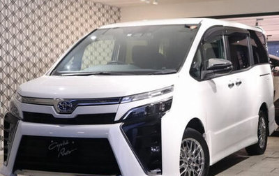 Toyota Voxy III, 2021 год, 1 830 000 рублей, 1 фотография