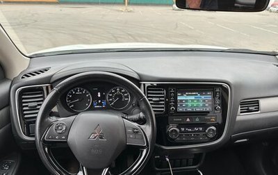 Mitsubishi Outlander III рестайлинг 3, 2017 год, 2 100 000 рублей, 1 фотография