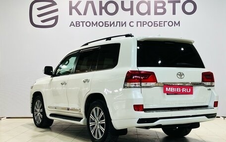 Toyota Land Cruiser 200, 2017 год, 6 650 000 рублей, 7 фотография