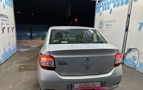 Renault Logan II, 2015 год, 680 000 рублей, 3 фотография