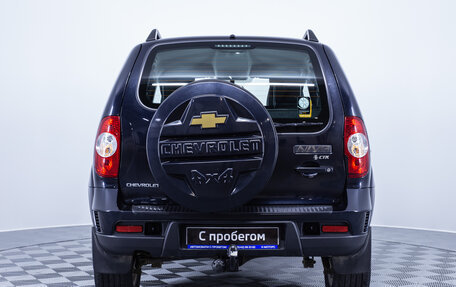 Chevrolet Niva I рестайлинг, 2015 год, 830 000 рублей, 6 фотография