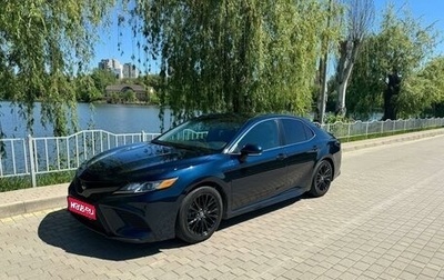 Toyota Camry, 2018 год, 2 870 000 рублей, 1 фотография