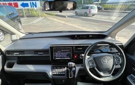 Honda Stepwgn IV, 2020 год, 2 088 000 рублей, 7 фотография