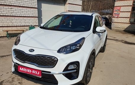 KIA Sportage IV рестайлинг, 2020 год, 2 690 000 рублей, 1 фотография