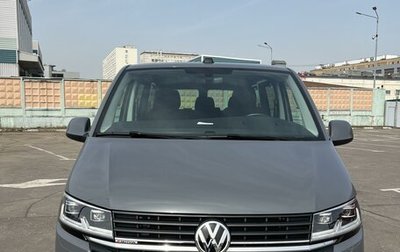 Volkswagen Caravelle T6 рестайлинг, 2019 год, 5 700 000 рублей, 1 фотография