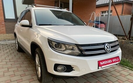 Volkswagen Tiguan I, 2012 год, 1 650 000 рублей, 2 фотография