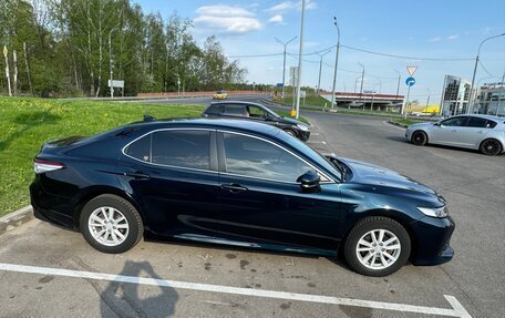 Toyota Camry, 2020 год, 2 850 000 рублей, 4 фотография