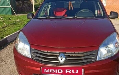 Renault Sandero I, 2010 год, 650 000 рублей, 3 фотография