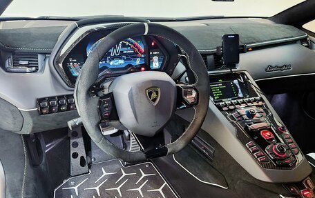 Lamborghini Aventador I рестайлинг, 2021 год, 68 455 000 рублей, 6 фотография