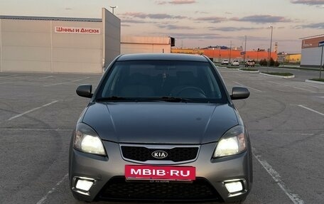 KIA Rio II, 2009 год, 670 000 рублей, 2 фотография