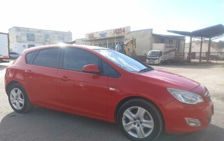 Opel Astra J, 2011 год, 680 000 рублей, 3 фотография