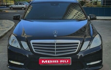Mercedes-Benz E-Класс, 2012 год, 1 615 000 рублей, 2 фотография