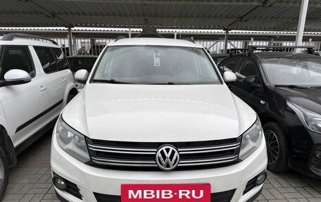 Volkswagen Tiguan I, 2012 год, 1 444 000 рублей, 2 фотография