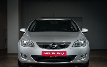 Opel Astra J, 2011 год, 949 000 рублей, 2 фотография