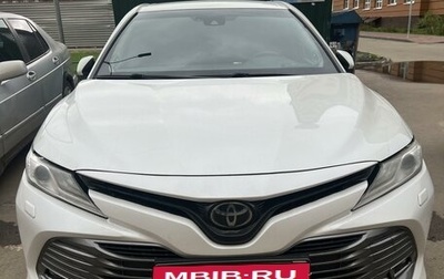 Toyota Camry, 2019 год, 2 850 000 рублей, 1 фотография