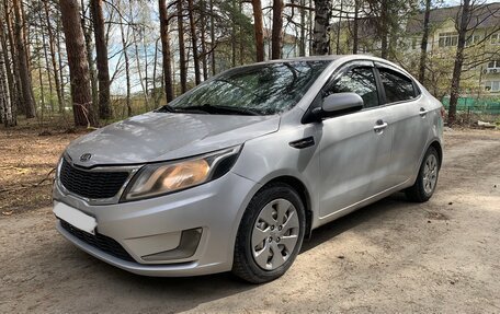 KIA Rio III рестайлинг, 2012 год, 690 000 рублей, 1 фотография