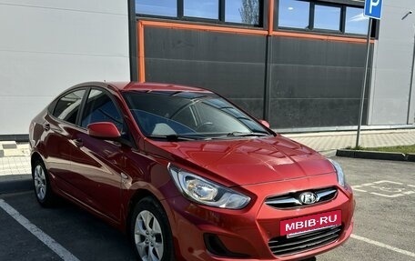 Hyundai Solaris II рестайлинг, 2011 год, 798 000 рублей, 3 фотография