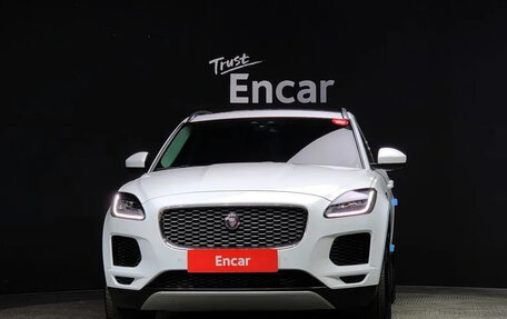 Jaguar E-Pace, 2019 год, 2 390 000 рублей, 3 фотография