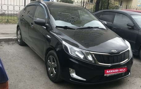 KIA Rio III рестайлинг, 2012 год, 550 000 рублей, 2 фотография