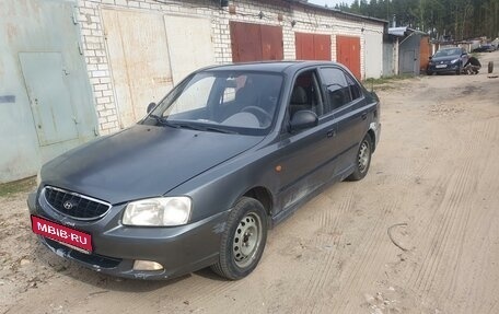 Hyundai Accent II, 2004 год, 400 000 рублей, 1 фотография