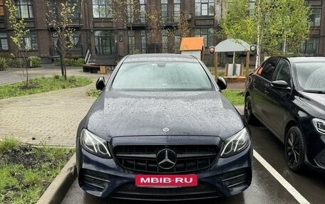 Mercedes-Benz E-Класс, 2019 год, 3 800 000 рублей, 2 фотография