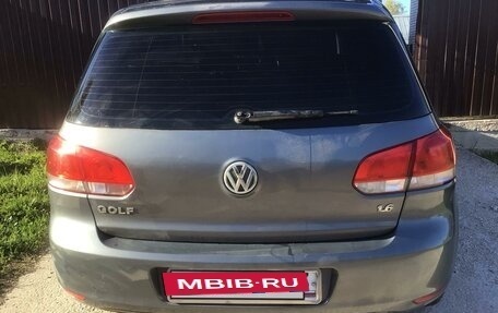 Volkswagen Golf VI, 2010 год, 900 000 рублей, 2 фотография