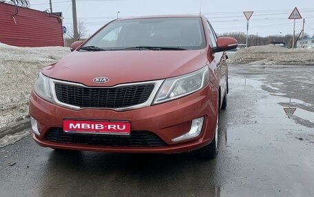 KIA Rio III рестайлинг, 2012 год, 600 000 рублей, 2 фотография