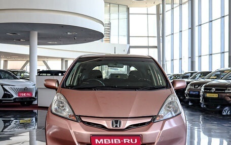 Honda Fit III, 2012 год, 1 049 000 рублей, 1 фотография