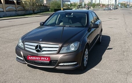 Mercedes-Benz C-Класс, 2012 год, 2 100 000 рублей, 2 фотография