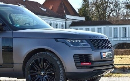 Land Rover Range Rover IV рестайлинг, 2021 год, 10 900 000 рублей, 4 фотография
