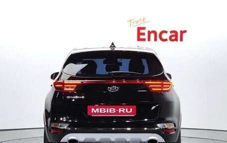 KIA Sportage IV рестайлинг, 2021 год, 1 890 000 рублей, 4 фотография