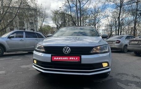 Volkswagen Jetta VI, 2017 год, 1 390 000 рублей, 2 фотография