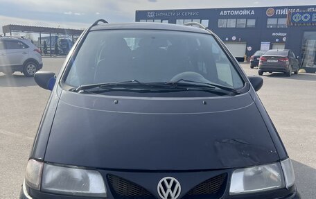Volkswagen Sharan I рестайлинг, 1998 год, 260 000 рублей, 2 фотография