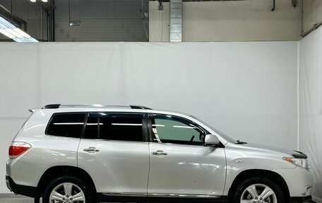 Toyota Highlander III, 2010 год, 2 305 000 рублей, 4 фотография