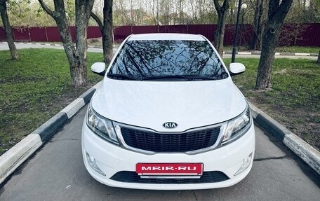 KIA Rio III рестайлинг, 2014 год, 1 100 000 рублей, 2 фотография