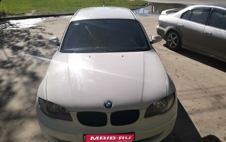 BMW 1 серия, 2009 год, 810 000 рублей, 3 фотография