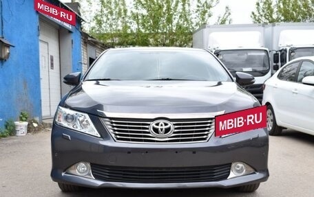 Toyota Camry, 2013 год, 2 115 000 рублей, 2 фотография