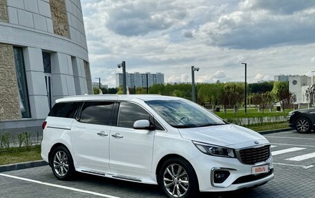 KIA Carnival III, 2018 год, 3 290 000 рублей, 5 фотография