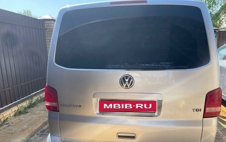 Volkswagen Multivan T5, 2011 год, 3 500 000 рублей, 6 фотография