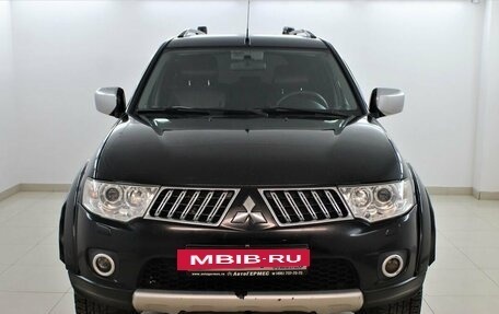 Mitsubishi Pajero Sport II рестайлинг, 2013 год, 1 679 000 рублей, 2 фотография