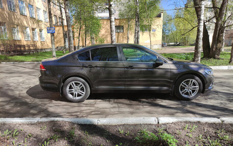 Volkswagen Passat B8 рестайлинг, 2015 год, 1 950 000 рублей, 4 фотография