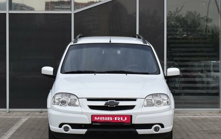 Chevrolet Niva I рестайлинг, 2013 год, 700 000 рублей, 3 фотография