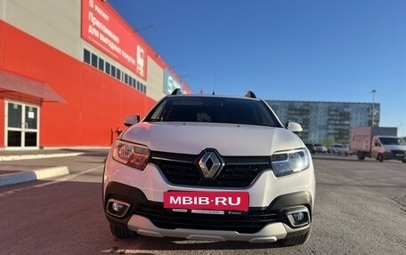 Renault Sandero II рестайлинг, 2020 год, 1 430 000 рублей, 2 фотография