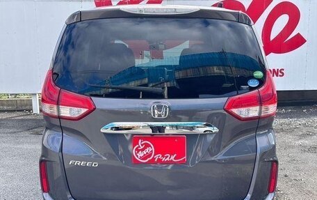 Honda Freed II, 2019 год, 1 300 000 рублей, 5 фотография