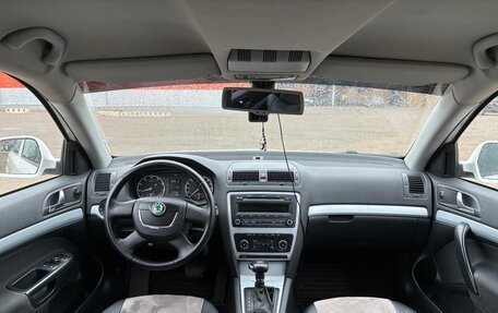 Skoda Octavia, 2011 год, 950 000 рублей, 8 фотография