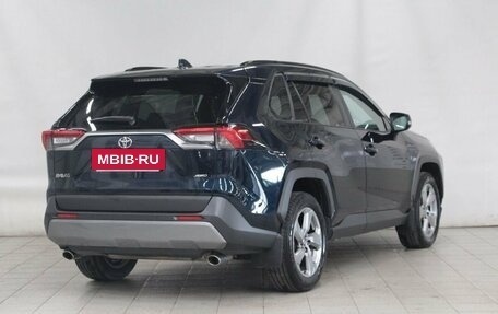 Toyota RAV4, 2020 год, 3 600 000 рублей, 5 фотография