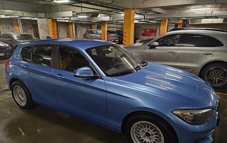 BMW 1 серия, 2017 год, 2 400 000 рублей, 4 фотография