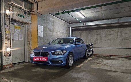 BMW 1 серия, 2017 год, 2 400 000 рублей, 3 фотография