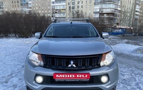 Mitsubishi L200 IV рестайлинг, 2017 год, 2 400 000 рублей, 4 фотография