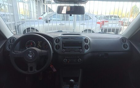 Volkswagen Tiguan I, 2012 год, 1 092 000 рублей, 6 фотография